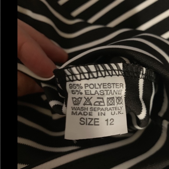 NWT Boohoo stripe peplum dress - Picture 10 of 10